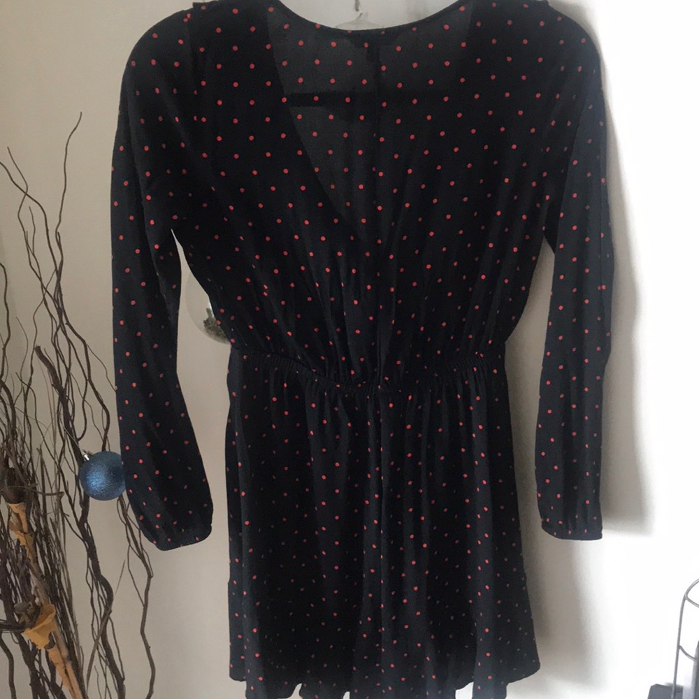 EXPRESS Petite // Ruffle Polka Dot Dress - Picture 3 of 7